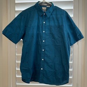 Volcom Collared Shirt, Size Medium